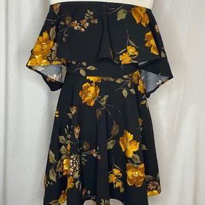 WINDSOR FLORAL OFF THE SHOULDER MINI SKATER DRESS - SIZE MEDIUM